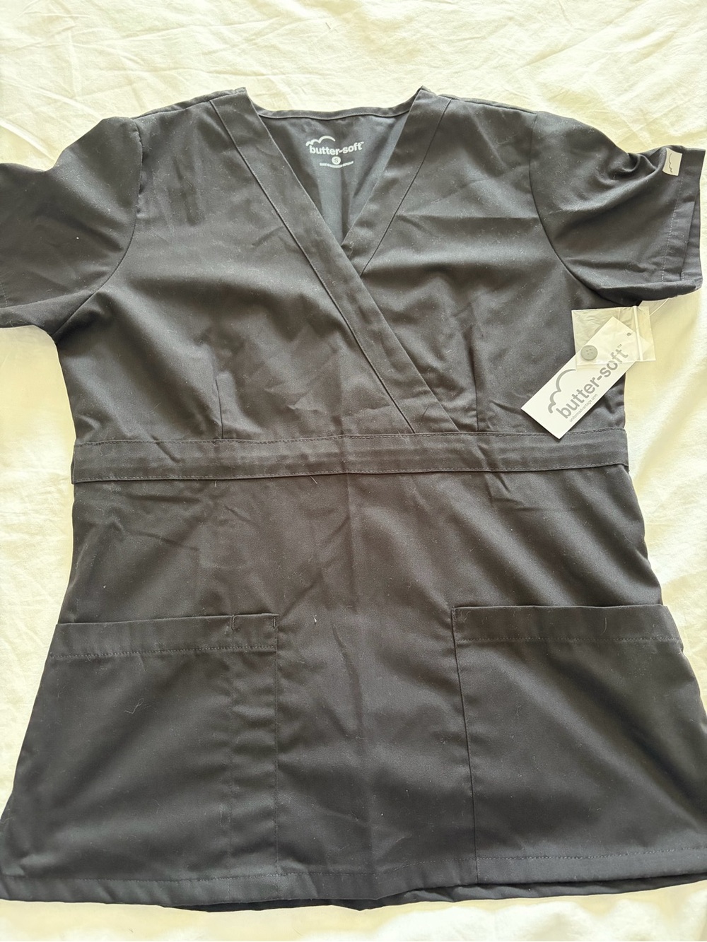 Butter-Soft Women’s Black V-Neck Scrubs Top and Pants Set Small/Medium NWT - Picture 4 of 16